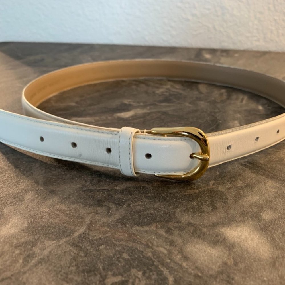 white leather belt - small - gold hardward